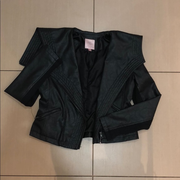Romeo & Juliet Couture Jackets & Blazers - Romeo and Juliet leather jacket
